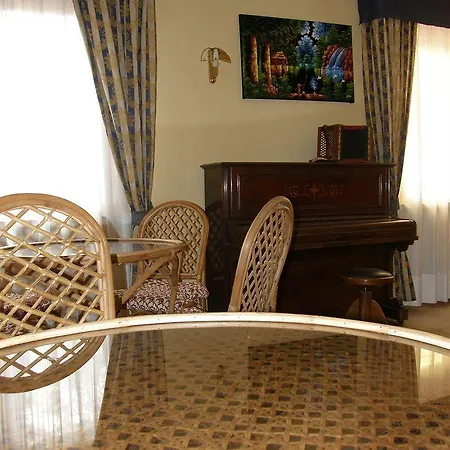 Ξενοδοχείο Santa Caterina 3*